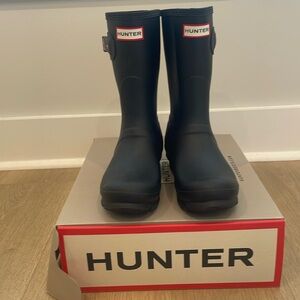 New in Box Hunter Original Short Black 7M